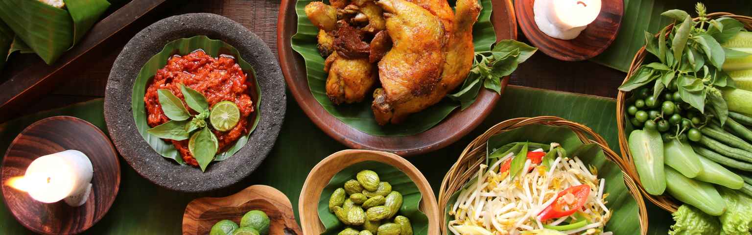 Bu Emi's Warung: Authentic Flavors That Make Your Taste Buds Dance in Cilacap